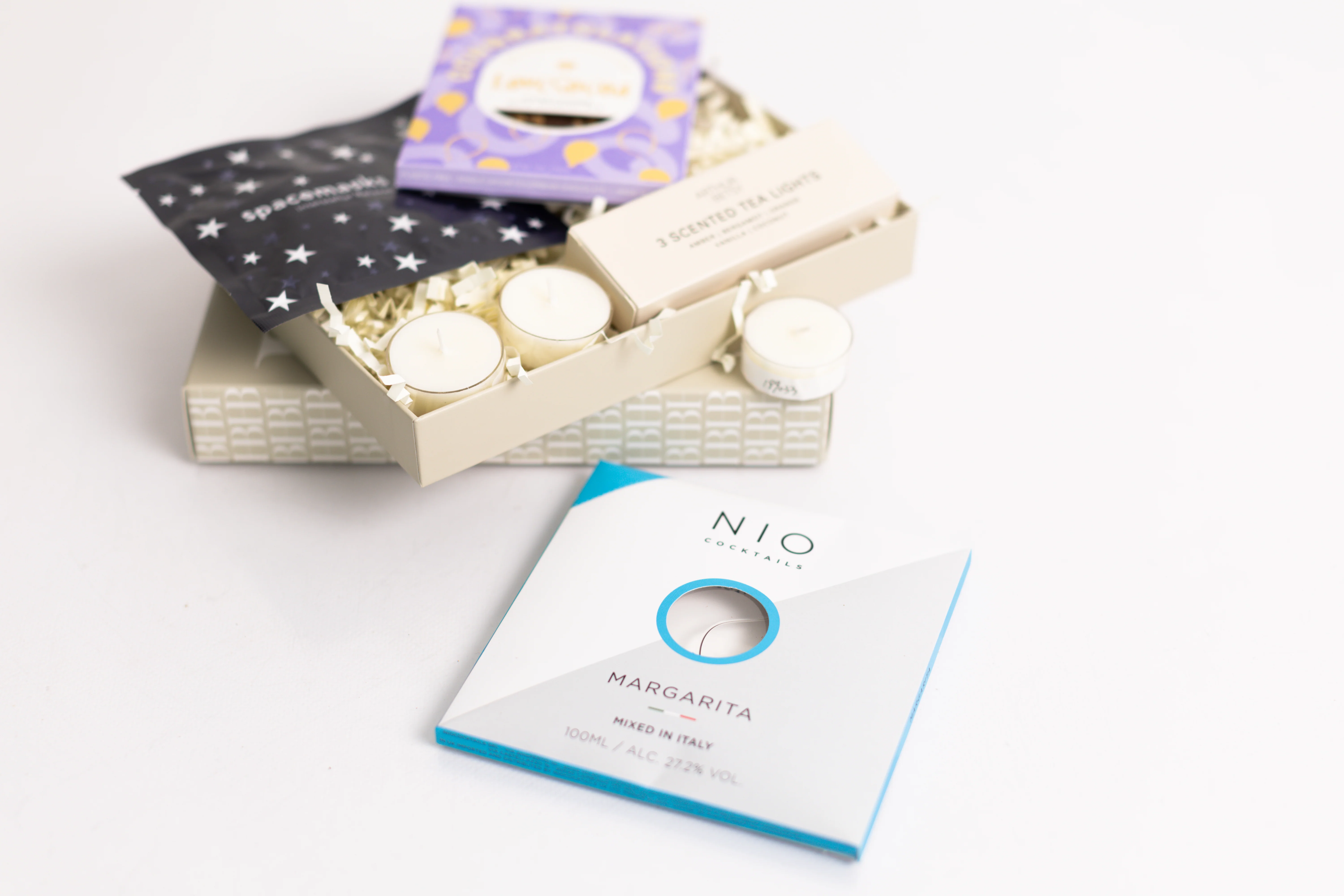Congratulatory letterbox treats - Image 6