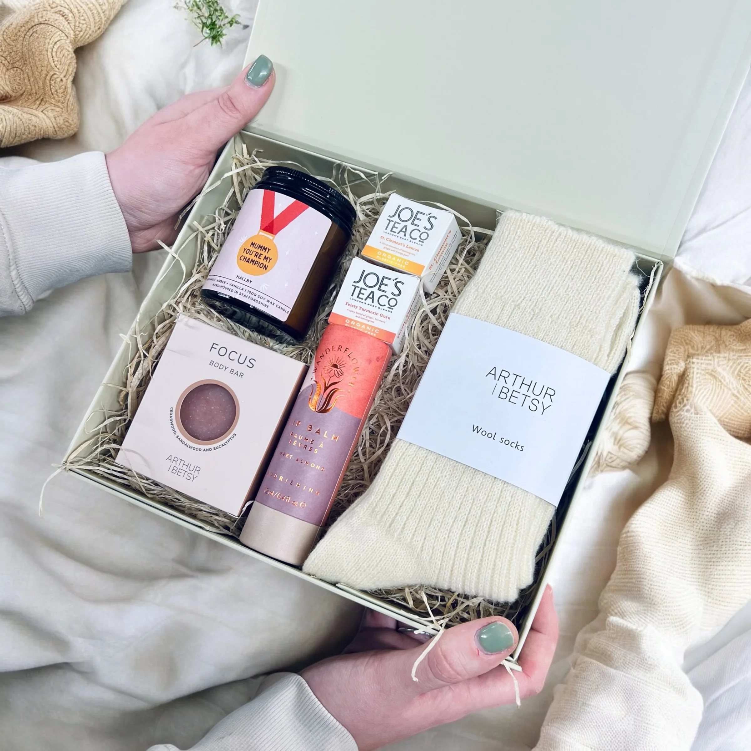 Mummy you're my champion pamper hamper
